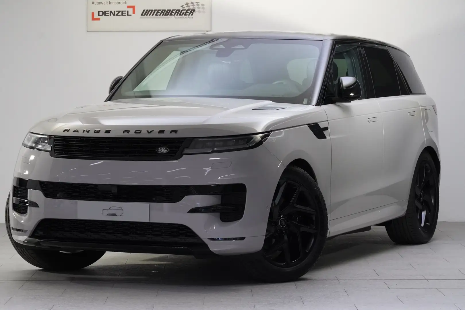 Land Rover Range Rover Sport Range Rover Sport 3.0PHEV Dyn SE Šedá - 2