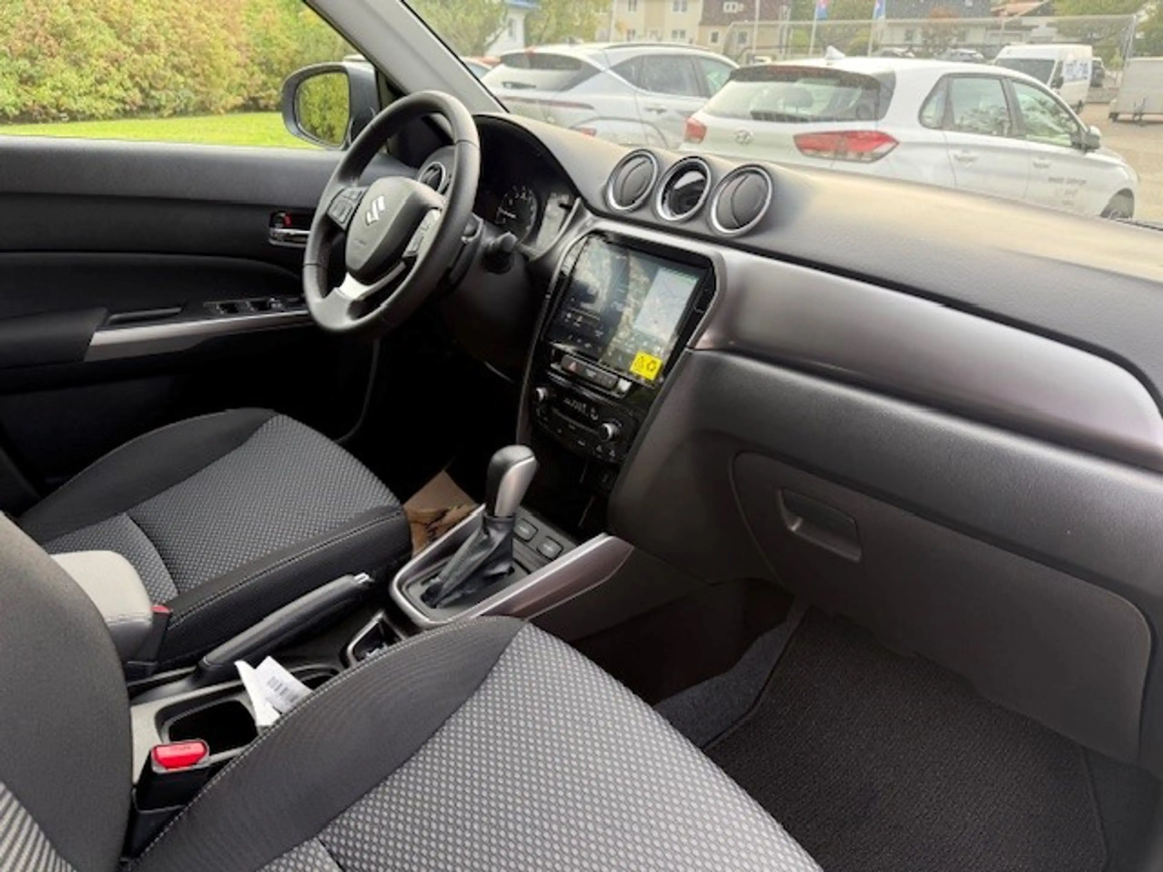 Suzuki Vitara Vitara 1,4 Hybrid shine Aut. shine — photo 9