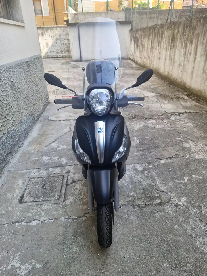 Piaggio Medley 125