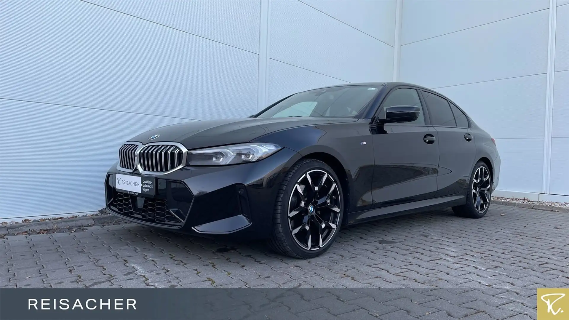BMW 320 i xDrive Lim M Sport,AHK,LCPro.HuD,ACC Schwarz - 1