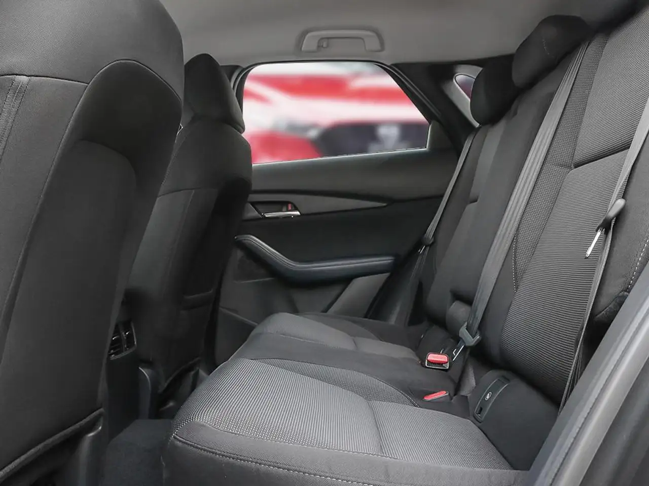 Mazda CX-30 снимка Mazda CX-30