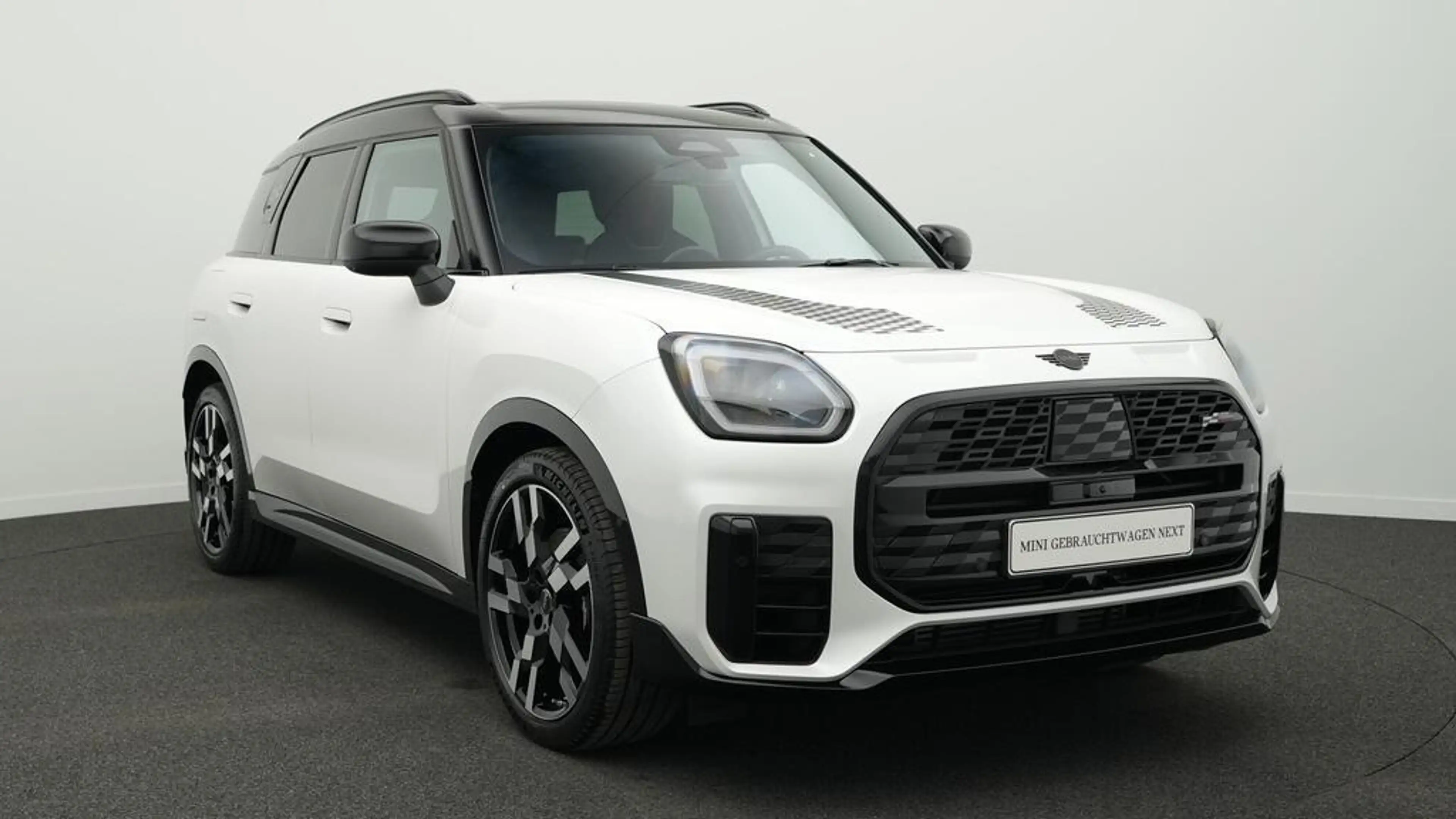 MINI Countryman S All4 John Cooper Works Trim — photo 14