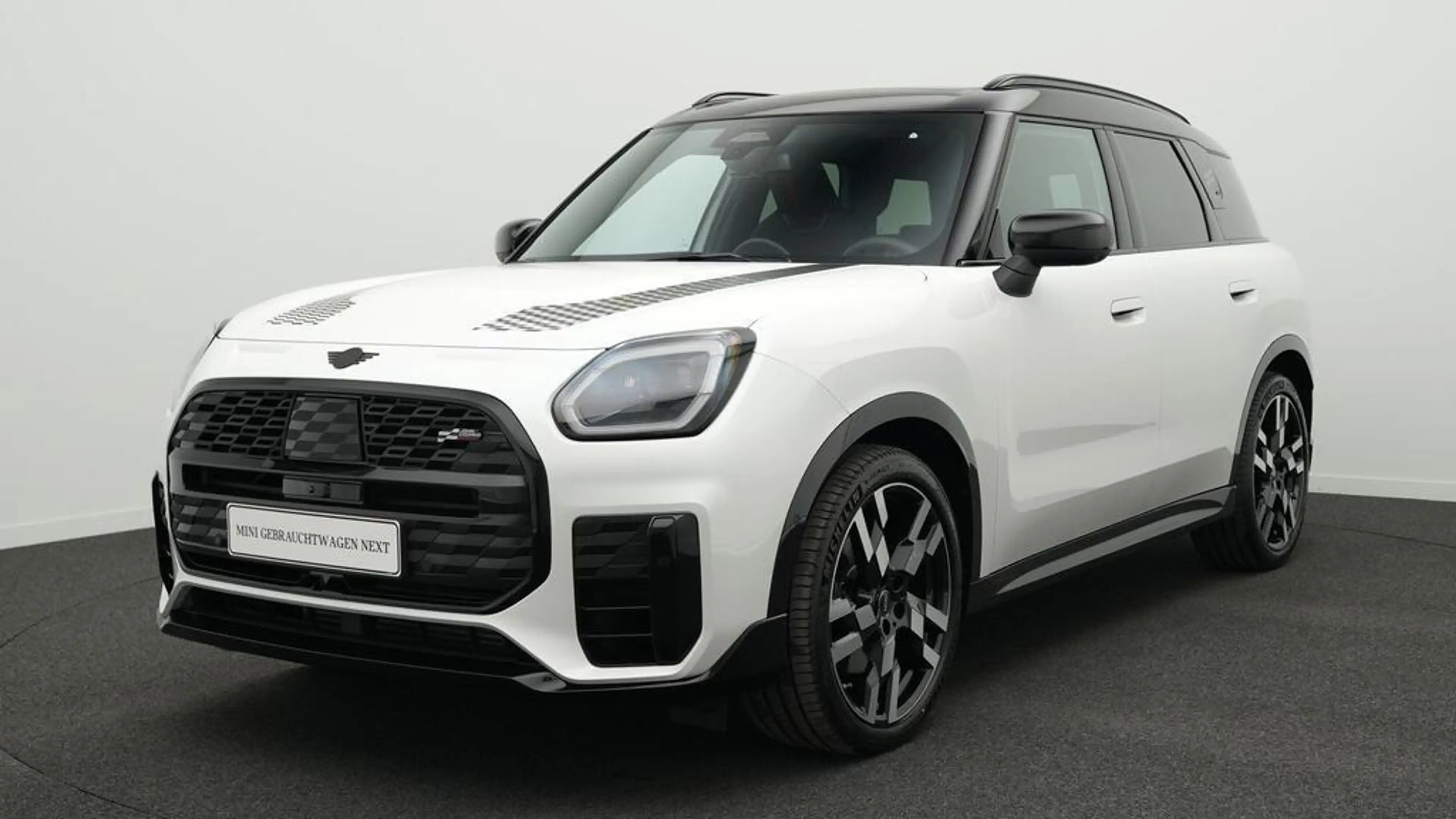 MINI Countryman S All4 John Cooper Works Trim