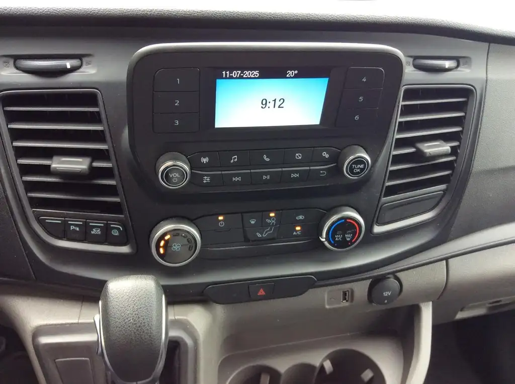 Ford Transit 250 2025 photo 5