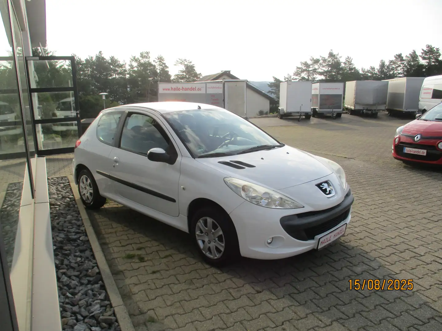 Peugeot 206 Basis Weiß - 2