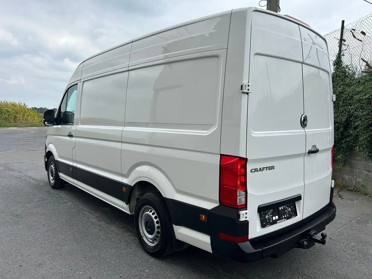 Volkswagen Crafter Crafter 35 TDI/Leer/Trekhaak/AppleCarplay Wit - 2