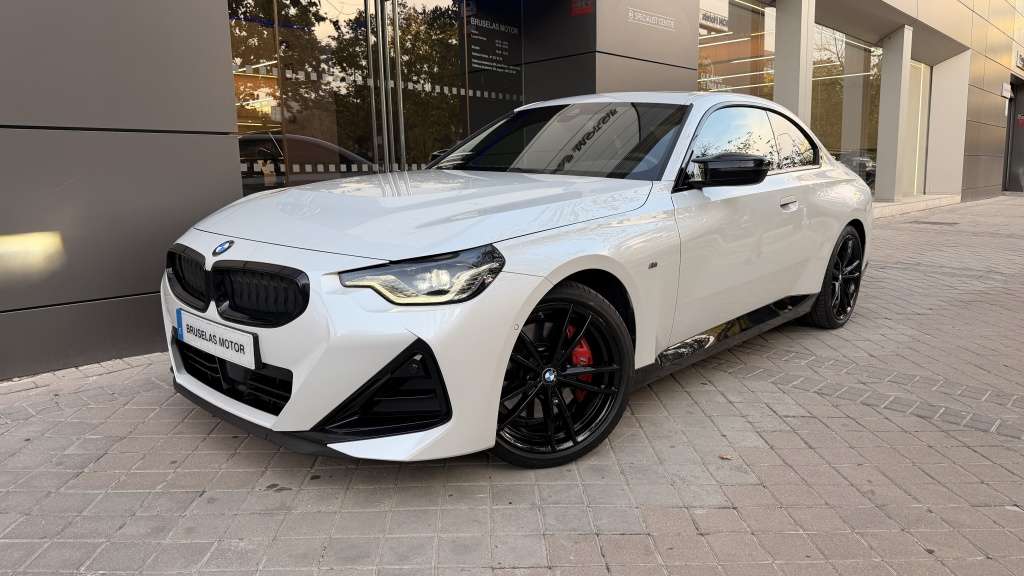 2022 BMW 240M