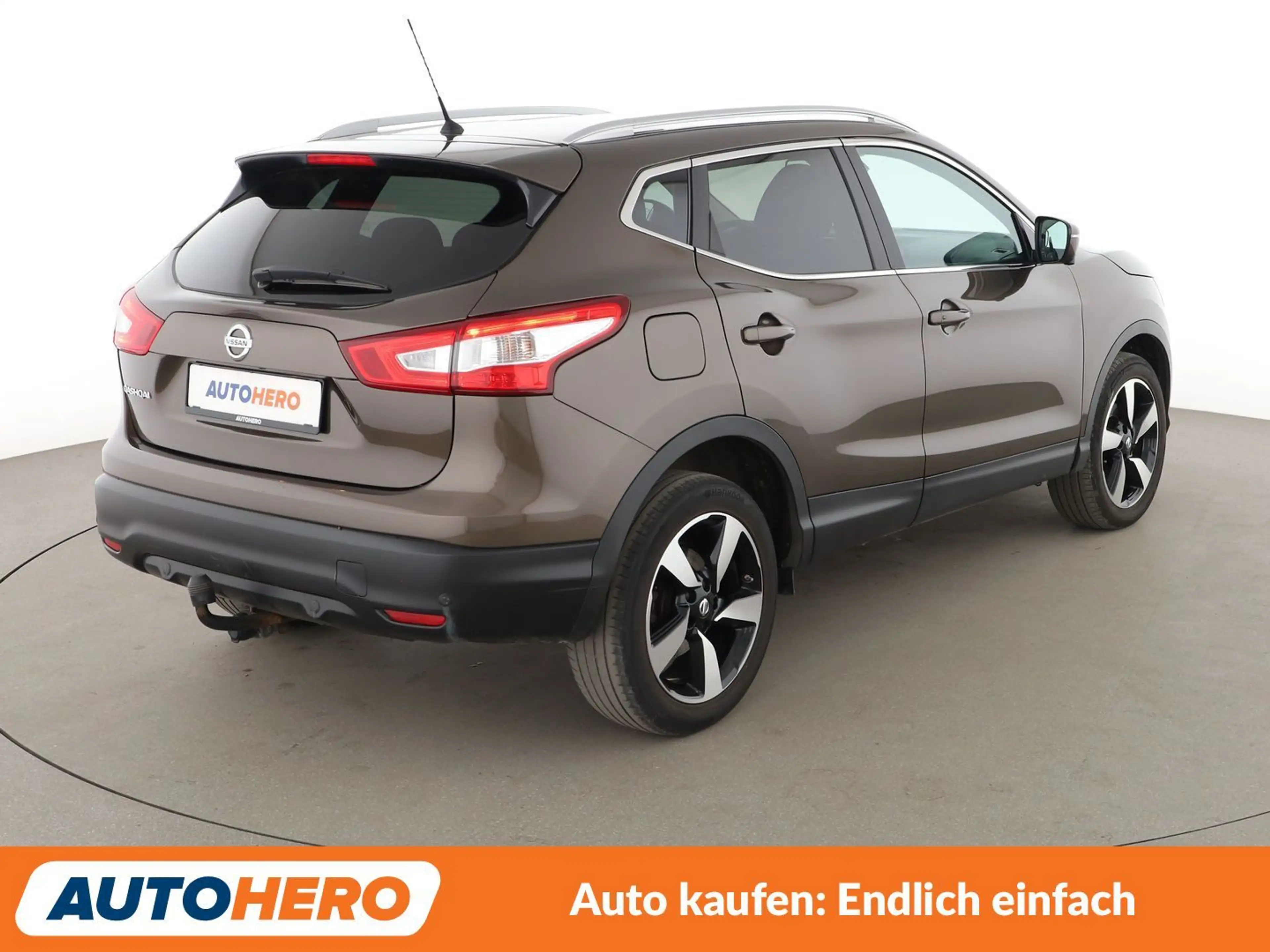 Nissan Qashqai 1.6 dCi 360 4x4 Aut.*NAVI*SPUR*PDC*SHZ*KLIMA* — photo 6