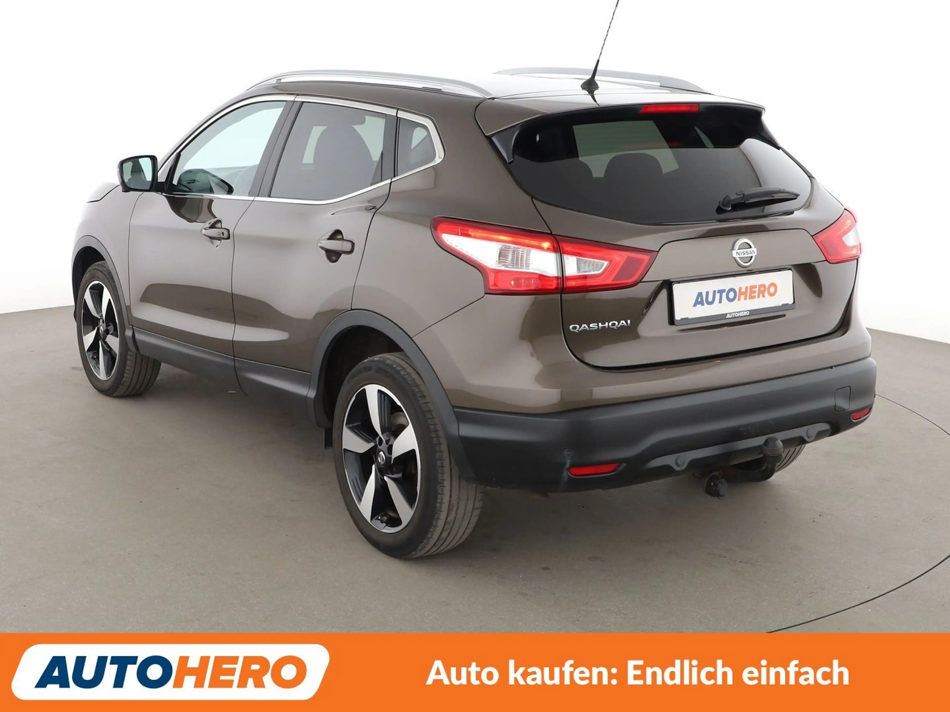 Nissan Qashqai 1.6 dCi 360 4x4 Aut.*NAVI*SPUR*PDC*SHZ*KLIMA* — photo 4