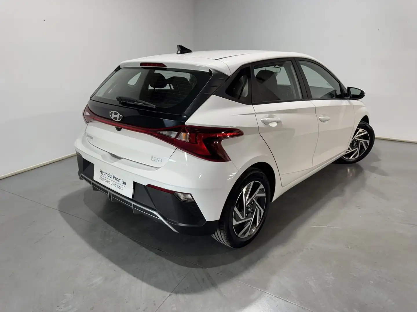Hyundai i20 1.2 MPI Klass Bianco - 2
