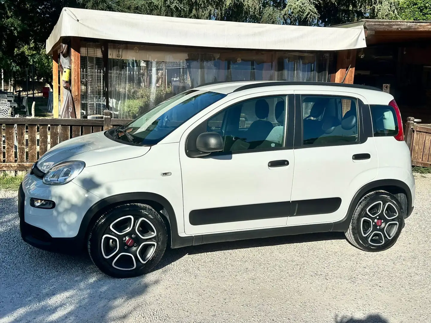Fiat Panda Panda 1.0 FireFly S&S Hybrid City Life AZIENDALE Blanc - 1