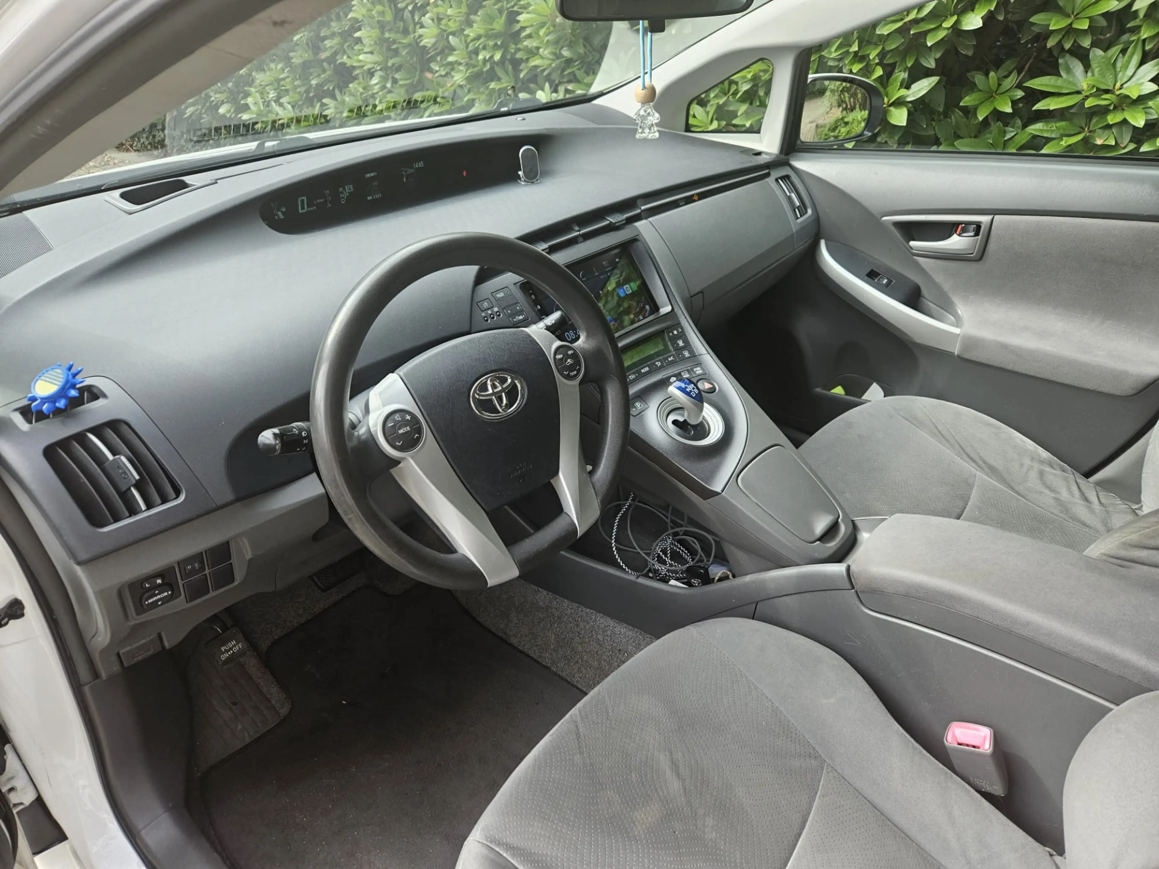 Toyota Prius 1.8 Comfort Carplay — photo 8