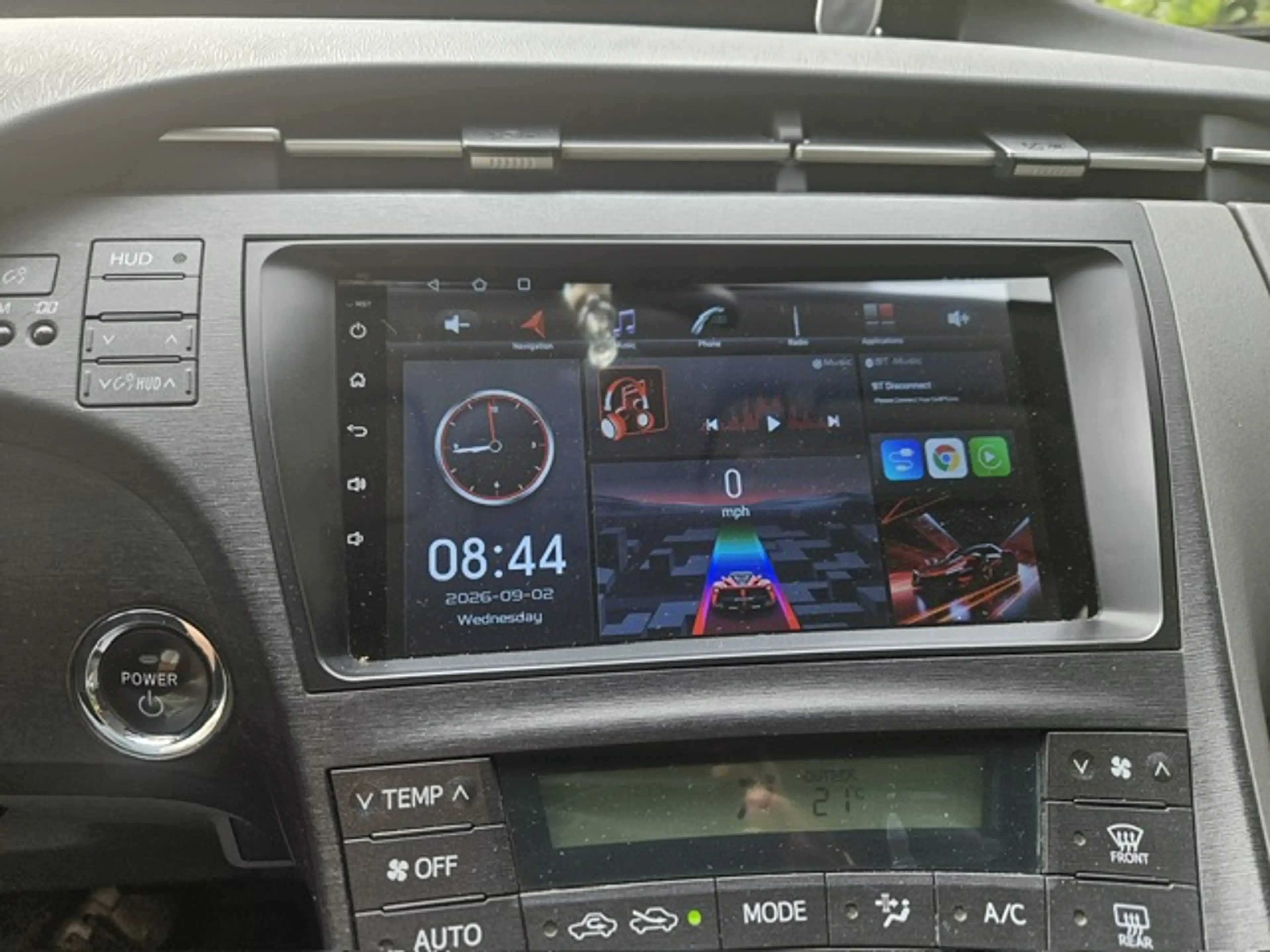 Toyota Prius 1.8 Comfort Carplay — photo 13