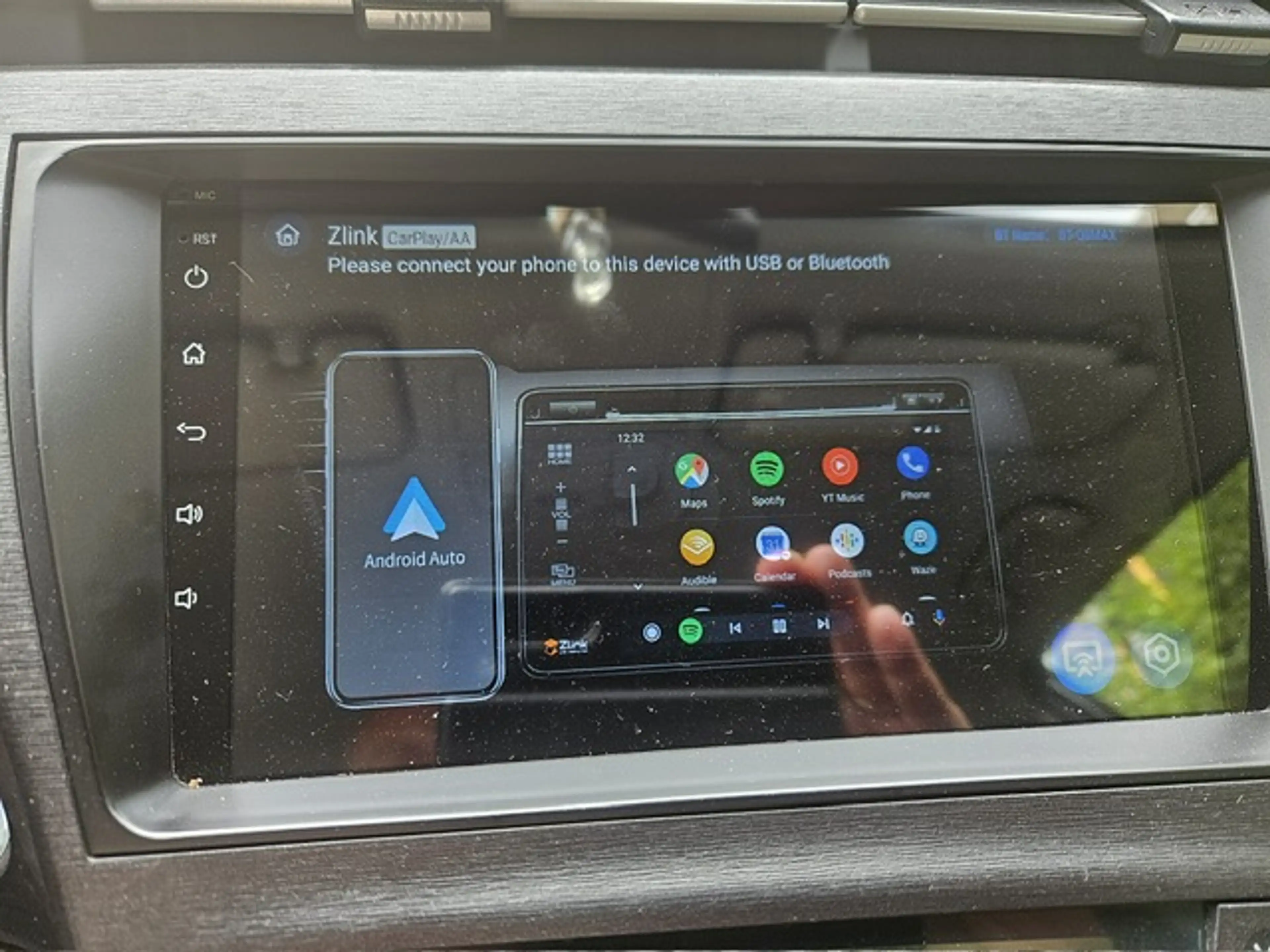 Toyota Prius 1.8 Comfort Carplay — photo 11