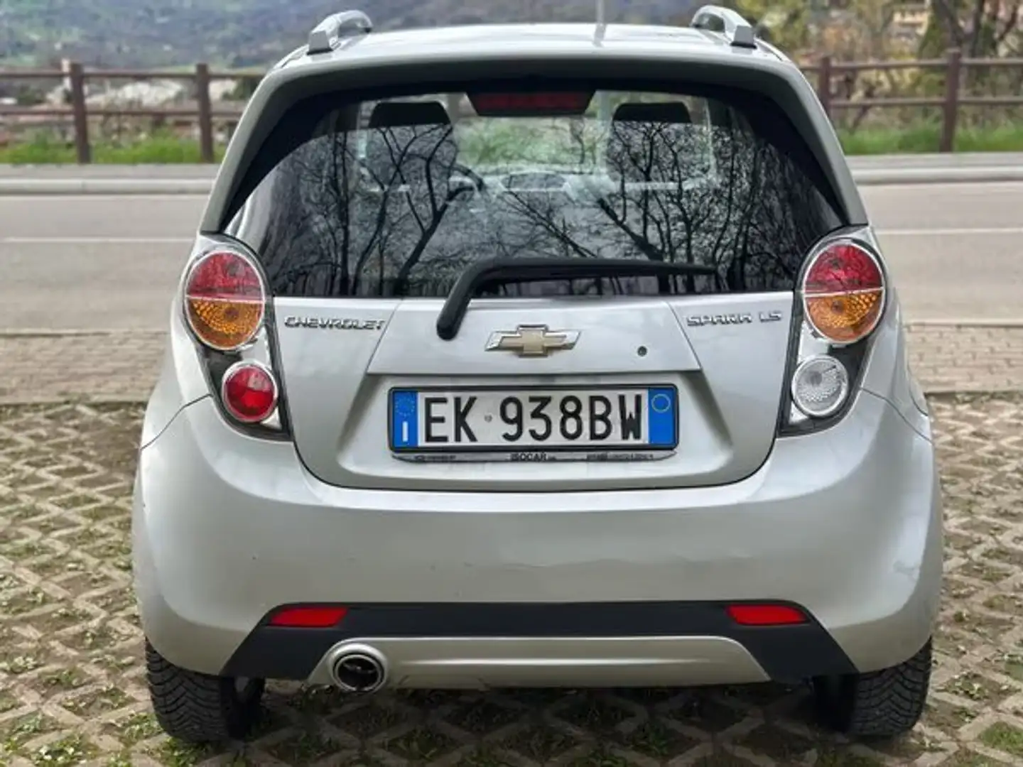 Chevrolet Spark Spark 1.0 LS + ecologic Gpl Gris - 2