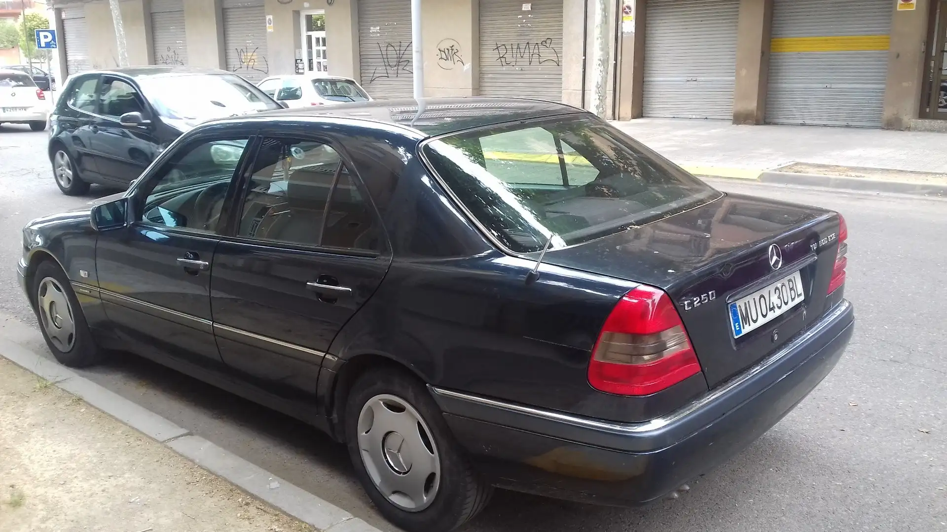 Mercedes-Benz C 250 250Turbo Diesel Elegance - 2