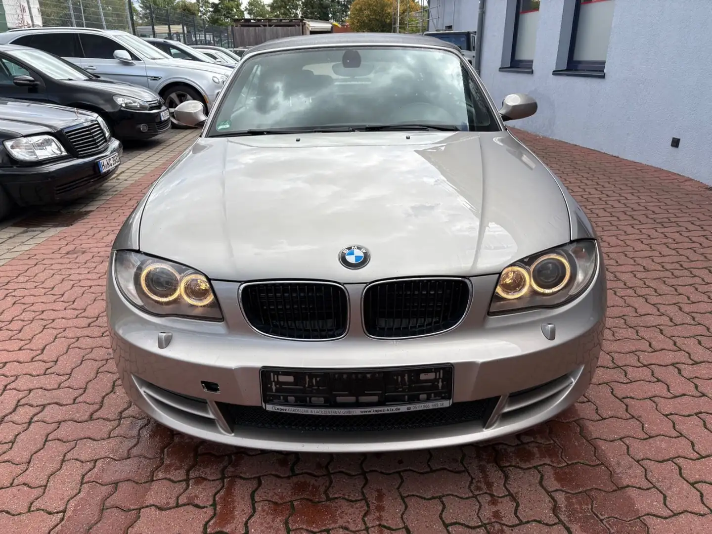 BMW 120 i Cabrio/Sitzheizung/Bitte Lesen Argent - 2