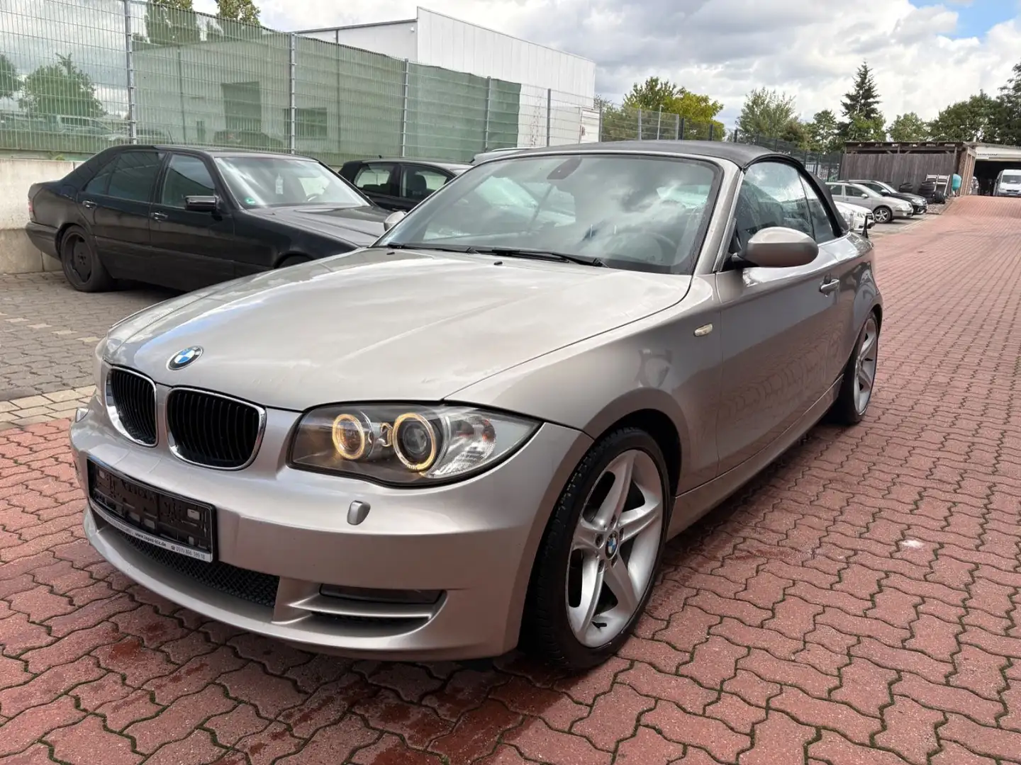 BMW 120 i Cabrio/Sitzheizung/Bitte Lesen Argent - 1