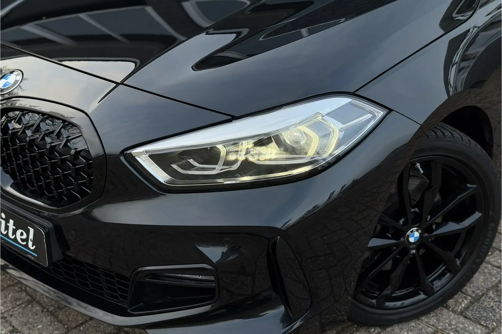 BMW 118 1-serie 118i M-Sport | Stoelverwarming | Live Cock Schwarz - 2