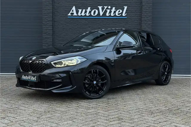BMW 118 1-serie 118i M-Sport | Stoelverwarming | Live Cock