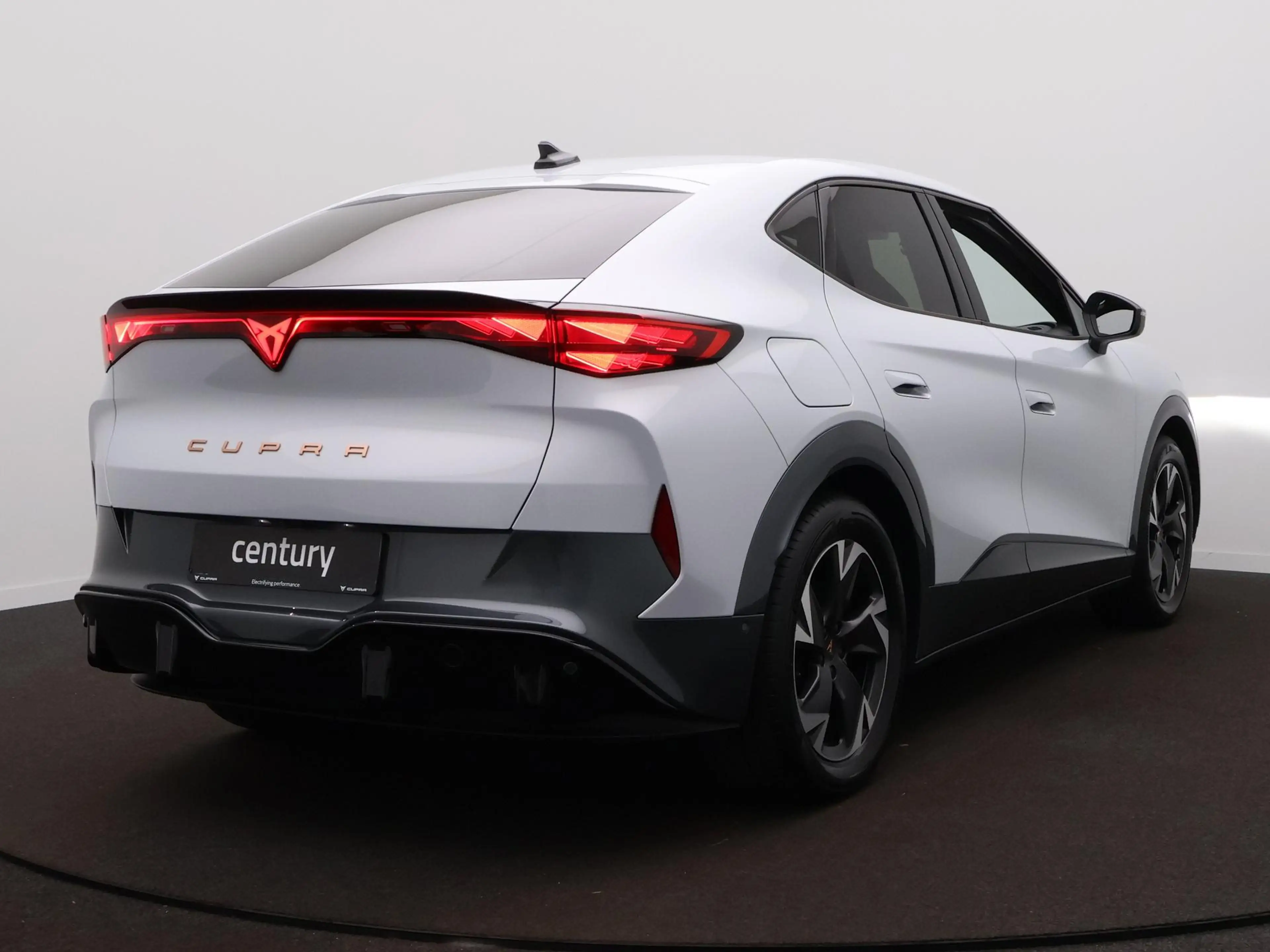 CUPRA Tavascan Business 82 kWh . — photo 5