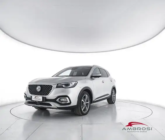 MG EHS Plug-in Hybrid Exclusive