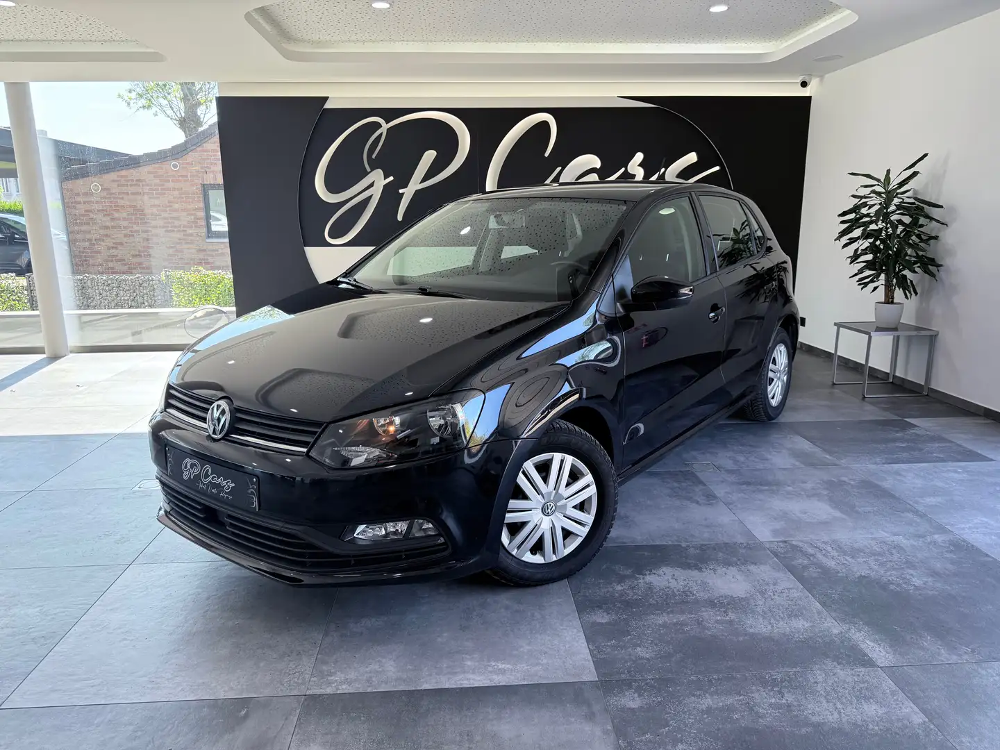 Volkswagen Polo 1.0i Trendline BMT garantie 12 mois Noir - 1
