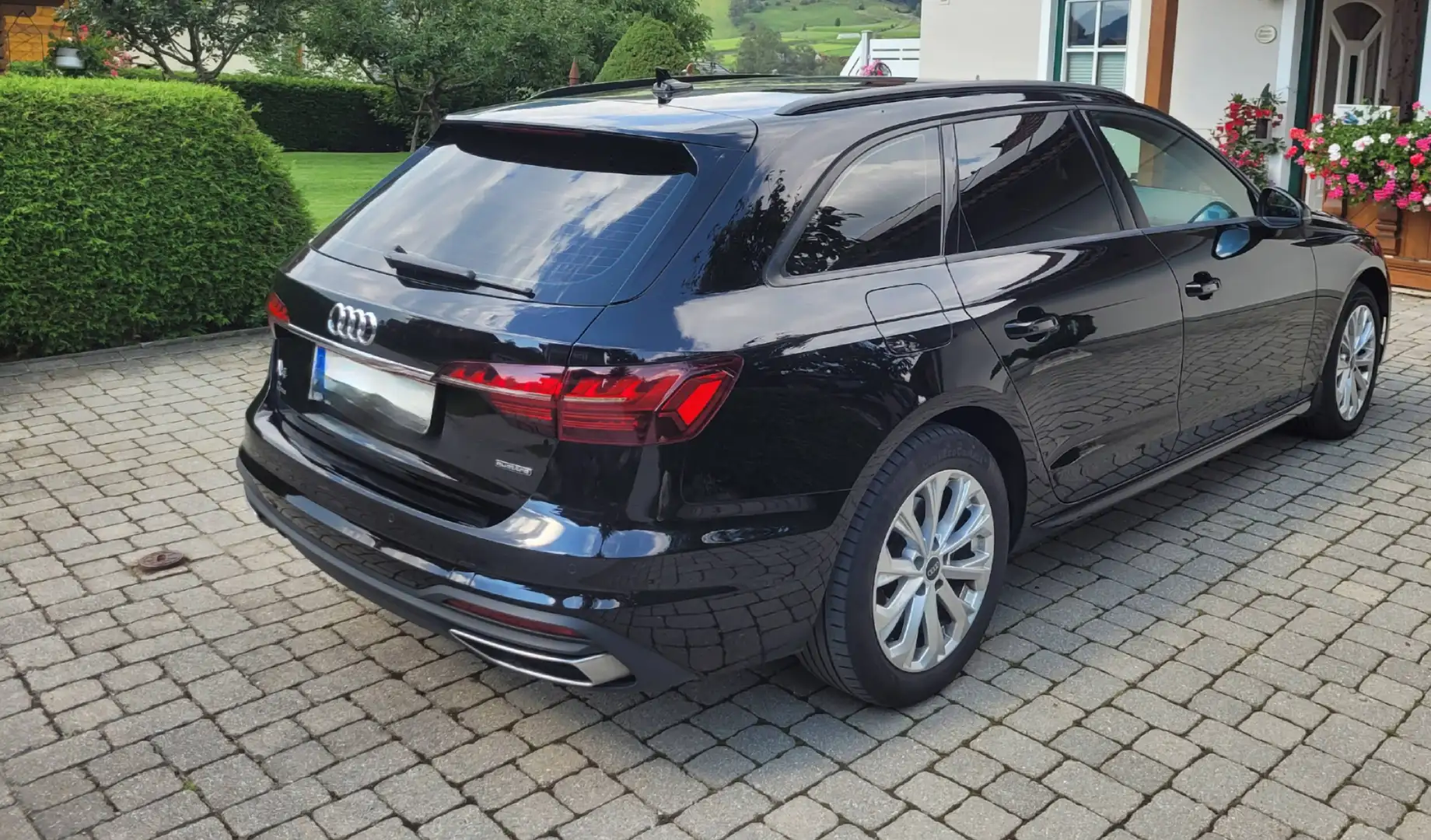 Audi A4 A4 40 TDI quattro advanced S-tronic advanced Schwarz - 1