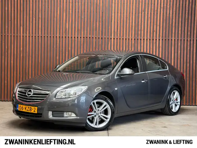 Opel Insignia 2.0 T Cosmo Navi-Clima-PDC-Cruise-Stoelverw.-NL Au