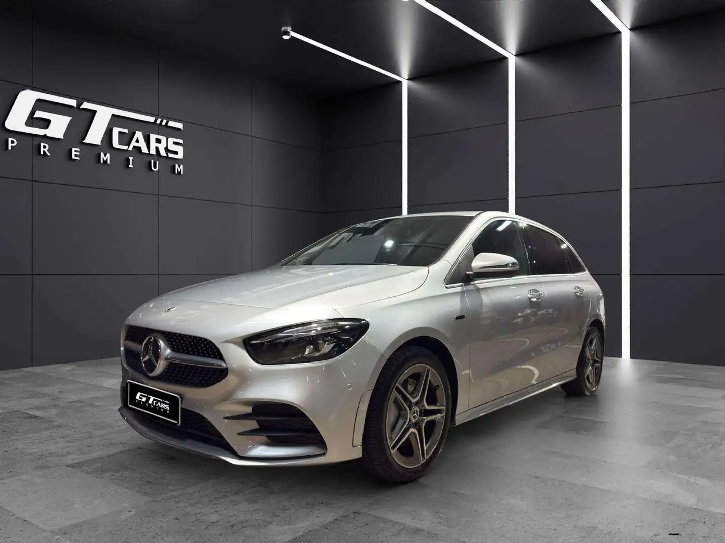 Mercedes-Benz B 250 250e AMG Gris - 2