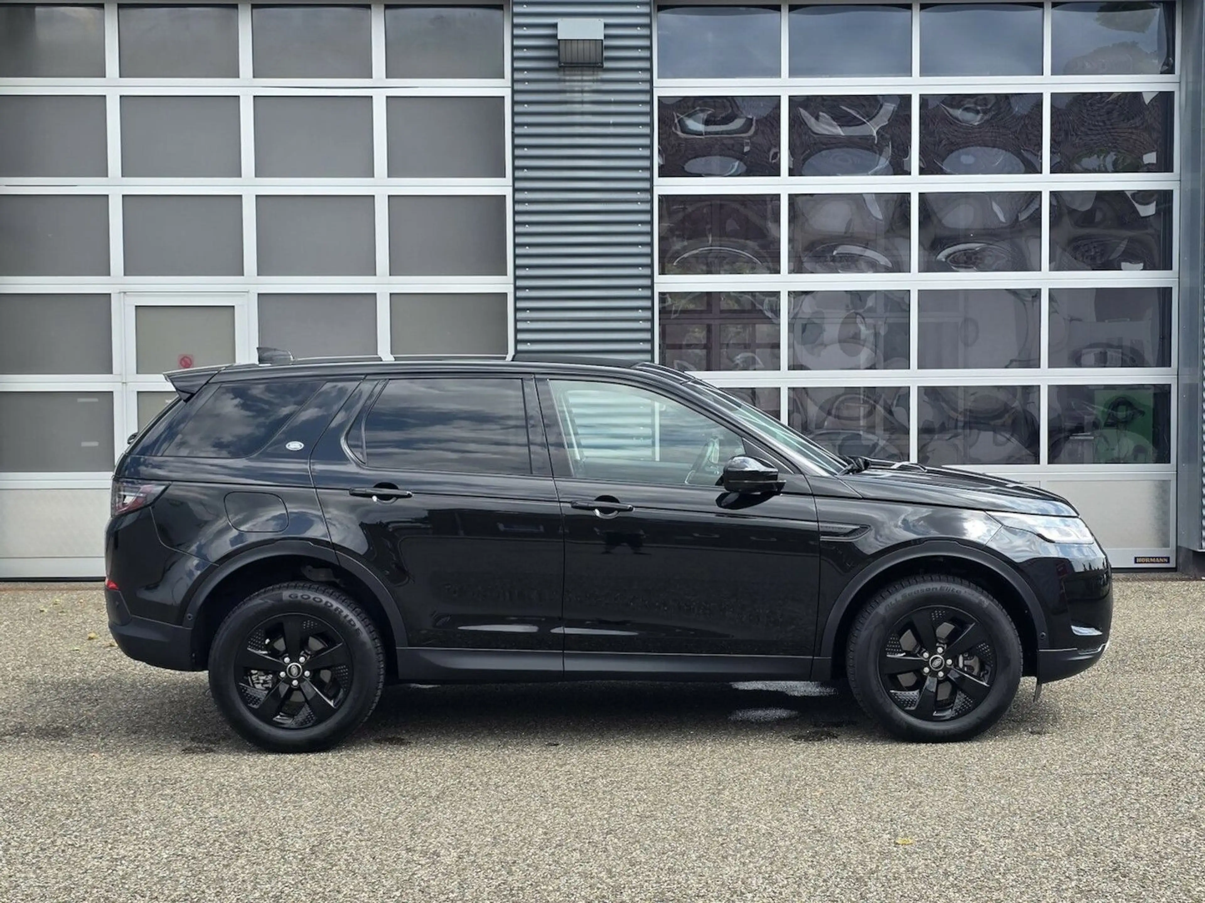 Land Rover Discovery Sport S AWD Panoramadach — photo 3