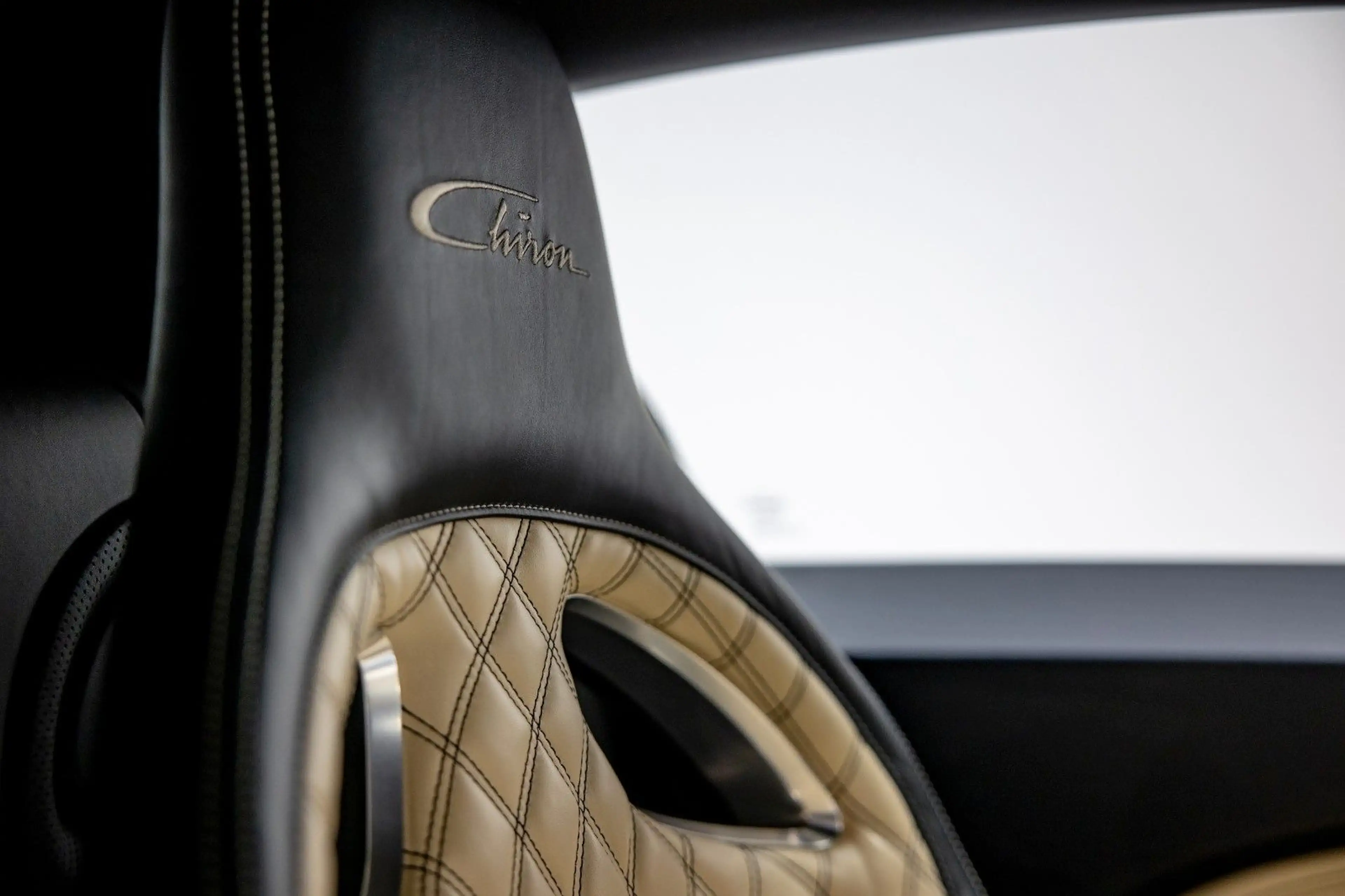 Bugatti Chiron *SPORT* — photo 15