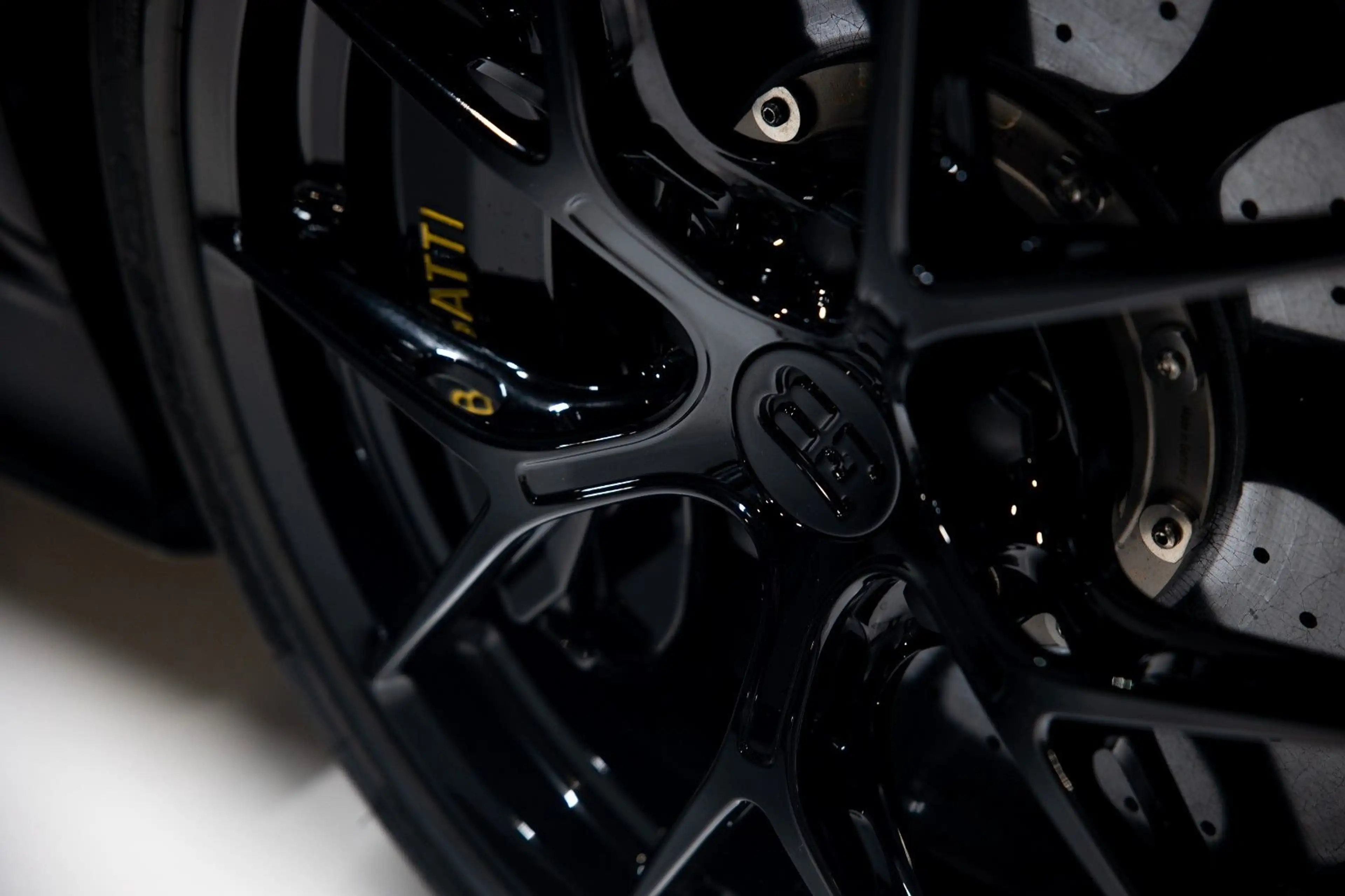 Bugatti Chiron *SPORT* — photo 12