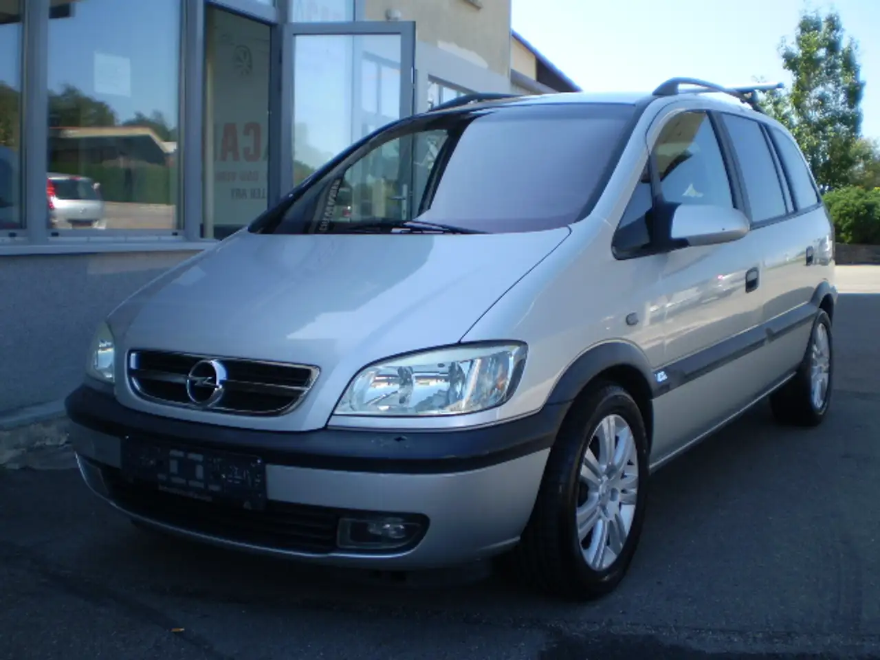 Opel Zafira 1.8 Comfort /Automatik - Klima - 7 Sitze.., foto 2
