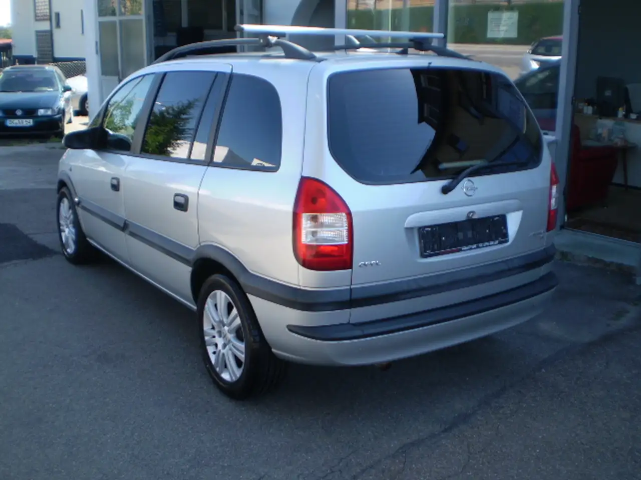 Opel Zafira 1.8 Comfort /Automatik - Klima - 7 Sitze.., foto 7