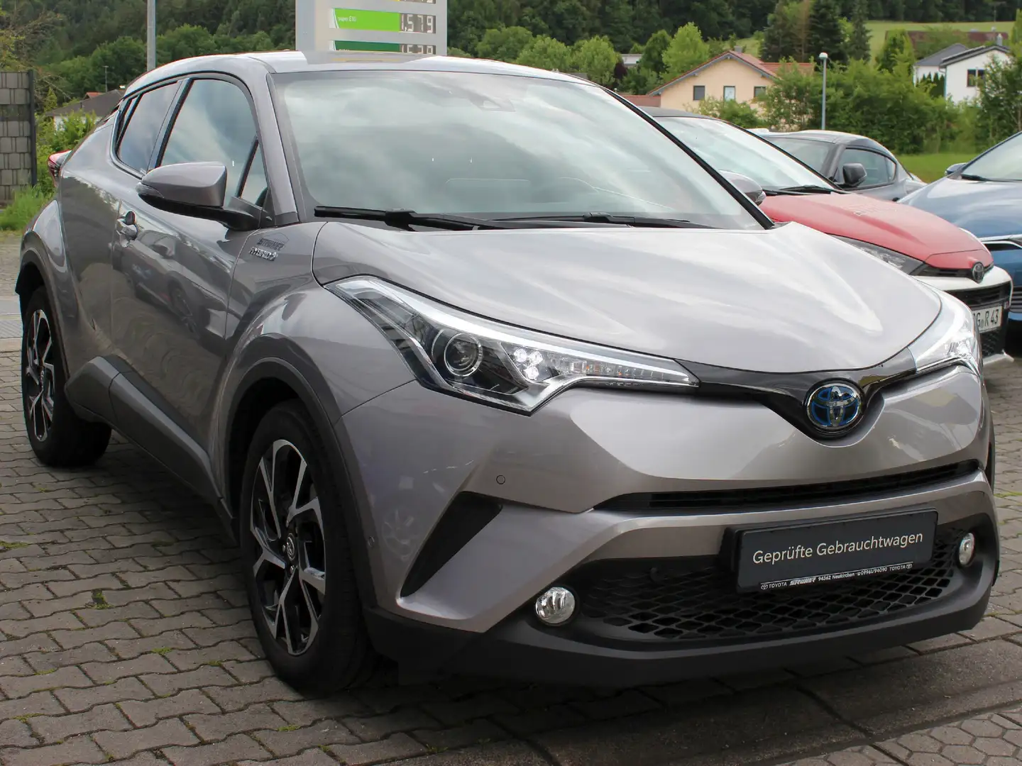 Toyota C-HR Hybrid Team Deutschland mit Navi Toyota Relax Gris - 1