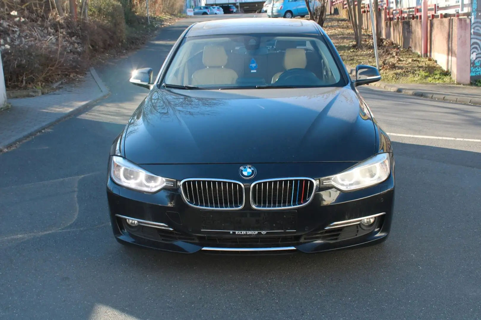 BMW 328 iA Luxury-Line Automatik Sd Leder Navi Kamera Noir - 1
