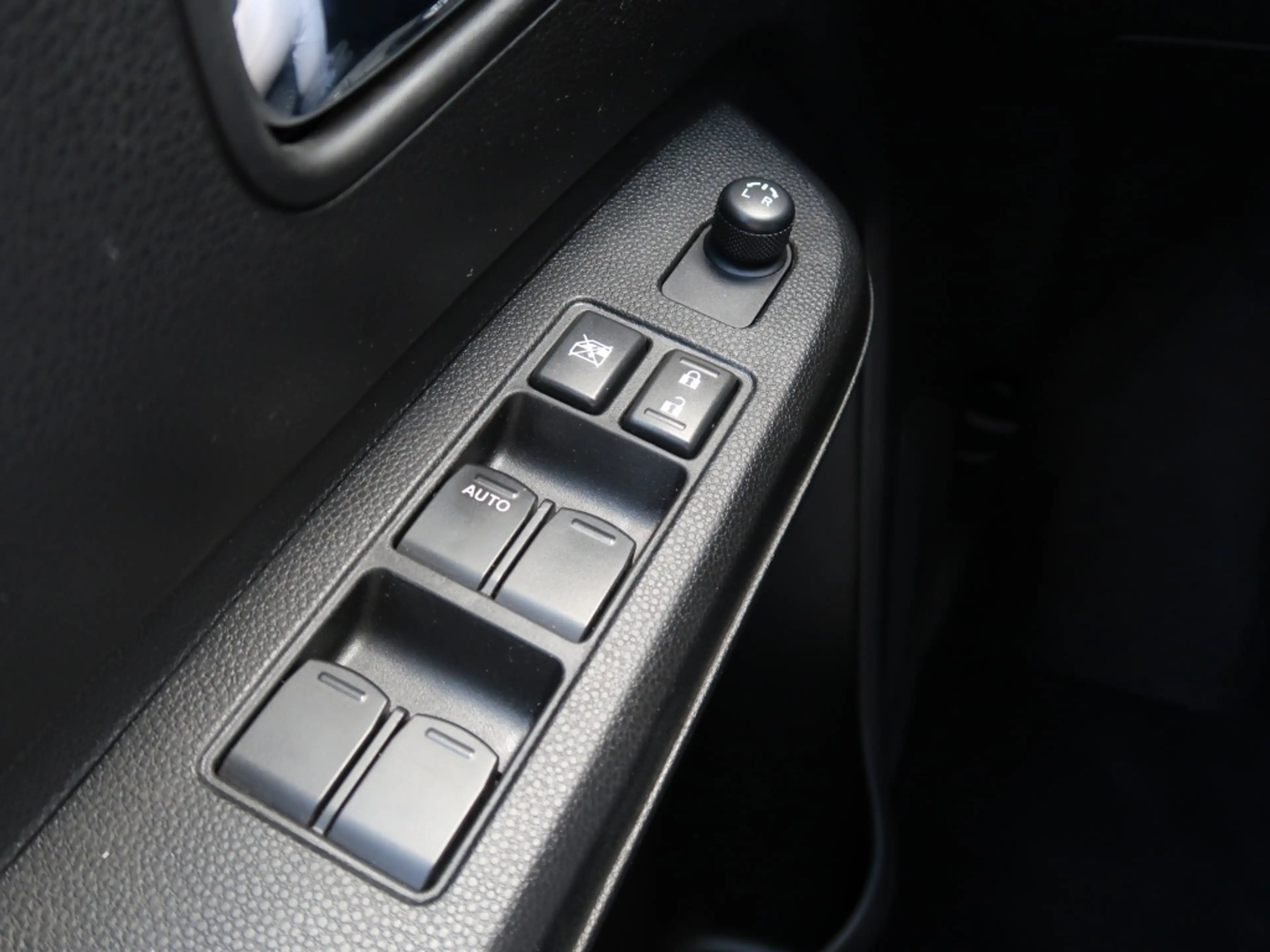 Suzuki Ignis 1.2 Smart Hybrid Style | Cruise | Navigatie | Clim — photo 11