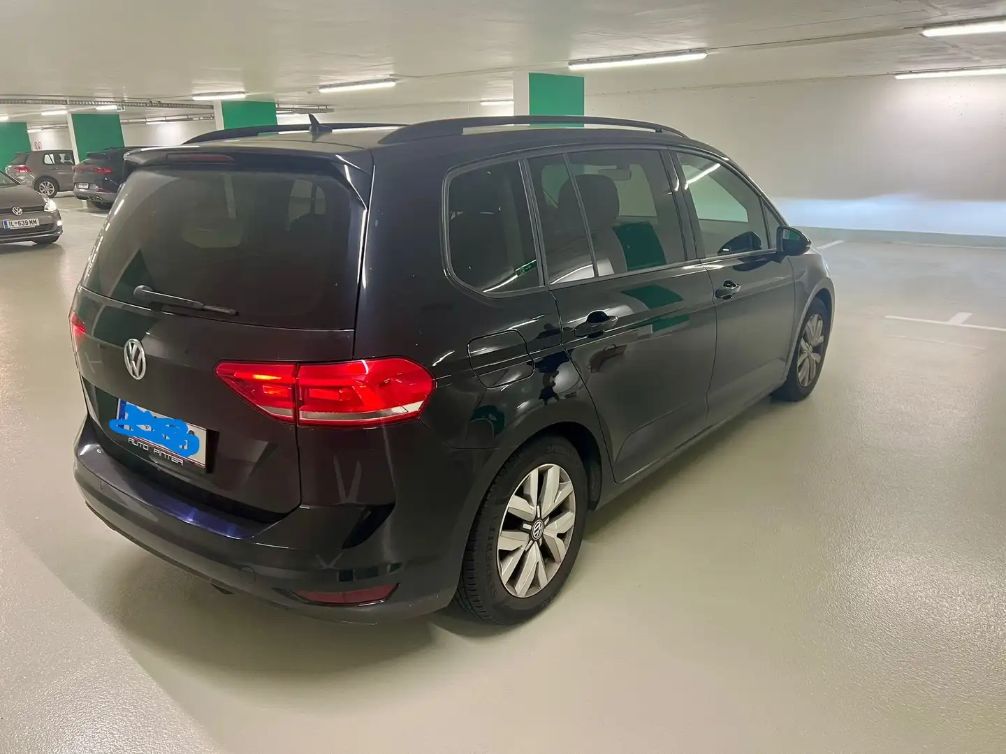Volkswagen Touran Touran Cool 1,6 TDI DPF Cool Schwarz - 2