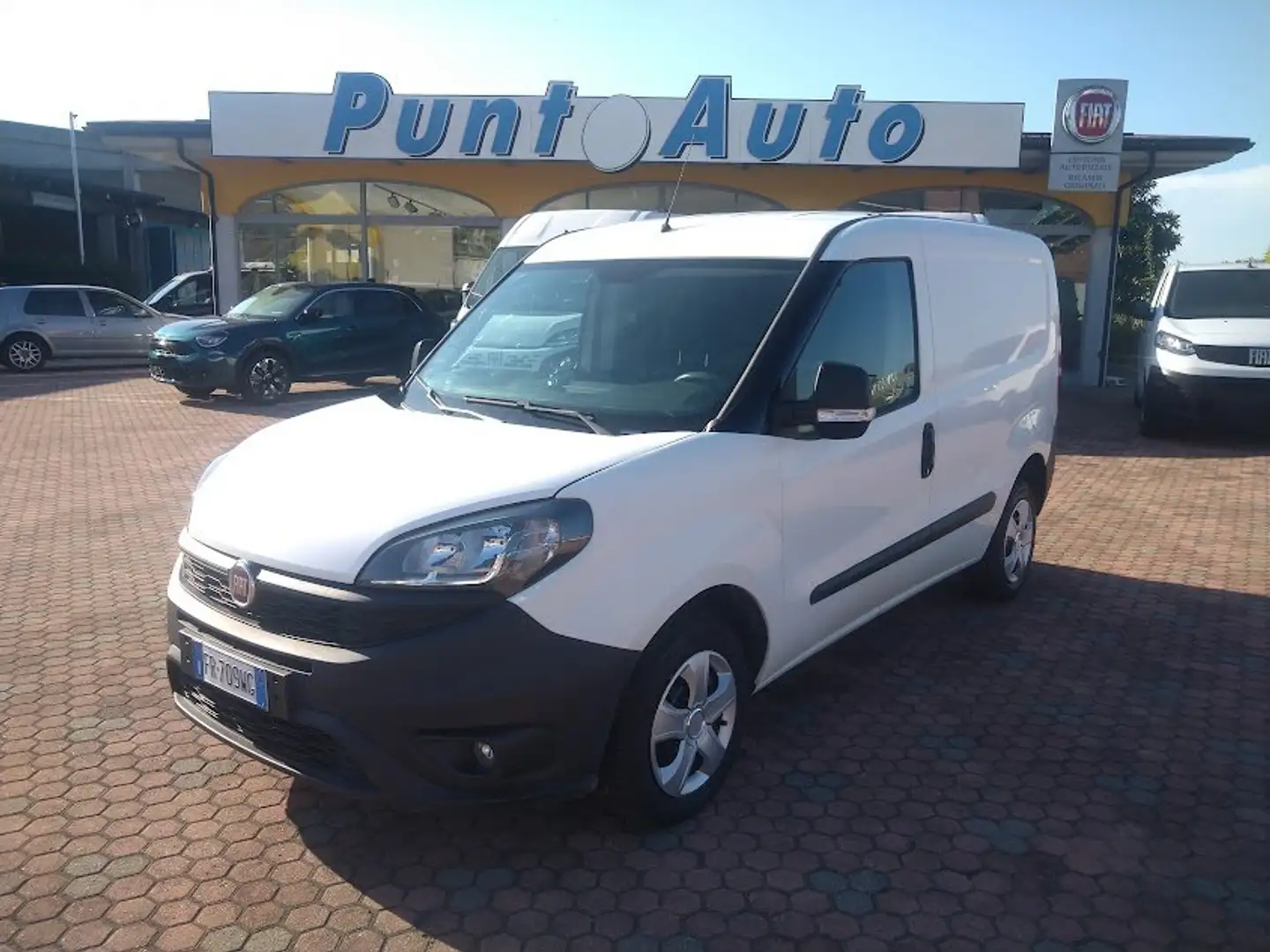 Fiat DOBLO' VAN **MOTORE CON    83000 KM** Bianco - 1
