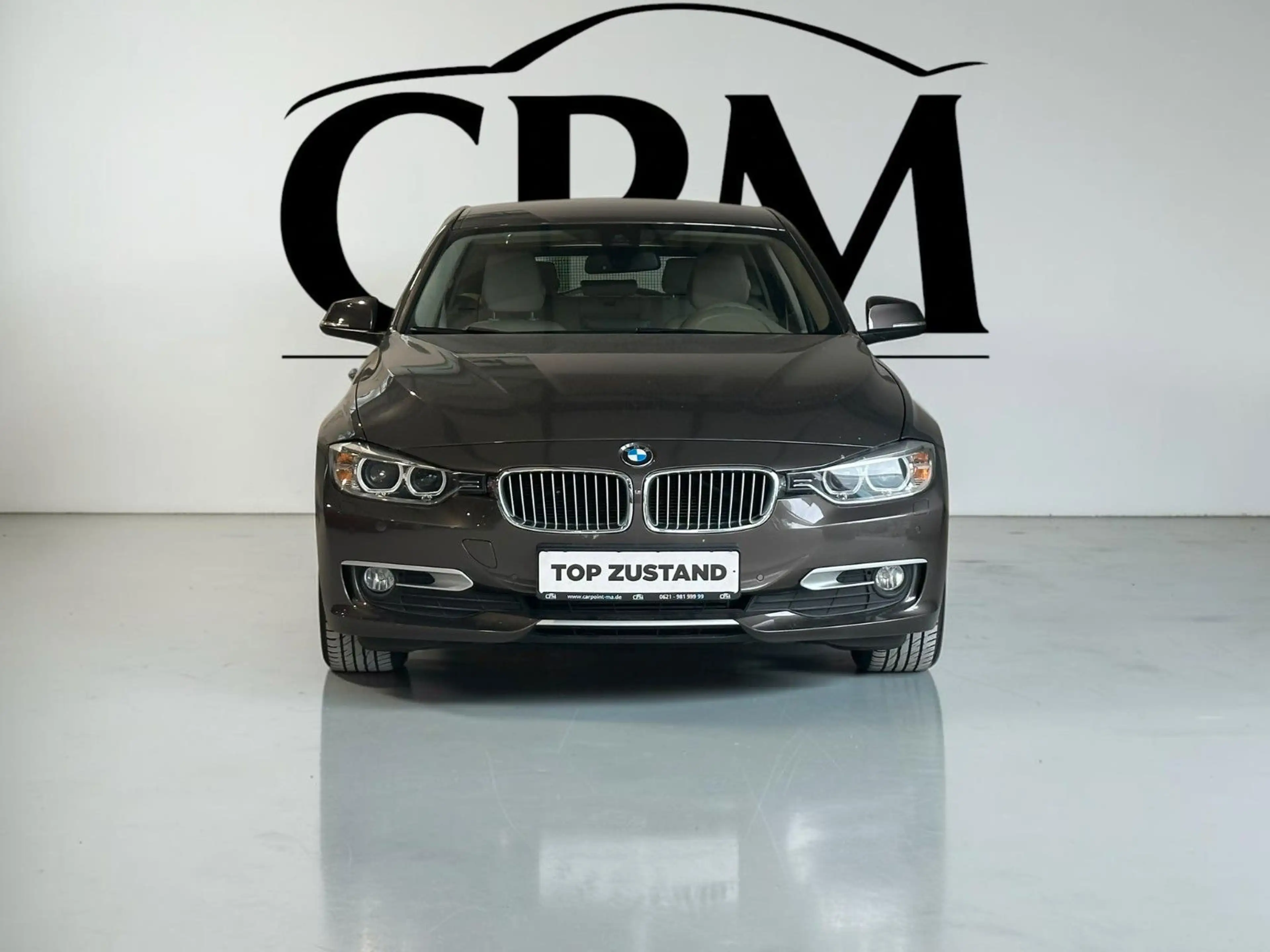 BMW 318 d Touring LEDER NAVI XEN. TOP ZUST. INSP.NEU — photo 2