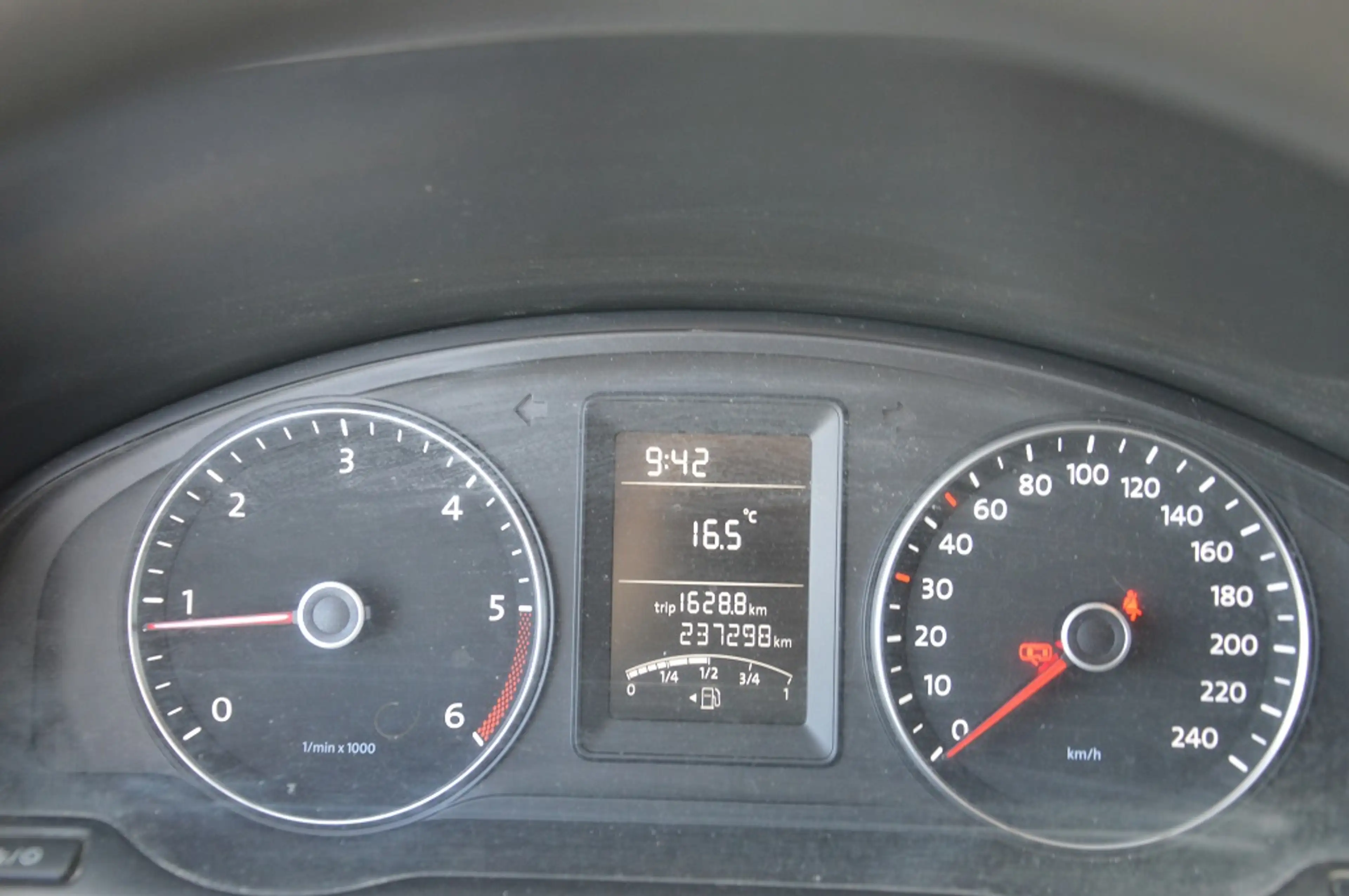 Volkswagen Transporter 2.0 TDI L1H1 T800 84PK Euro 5 — photo 13