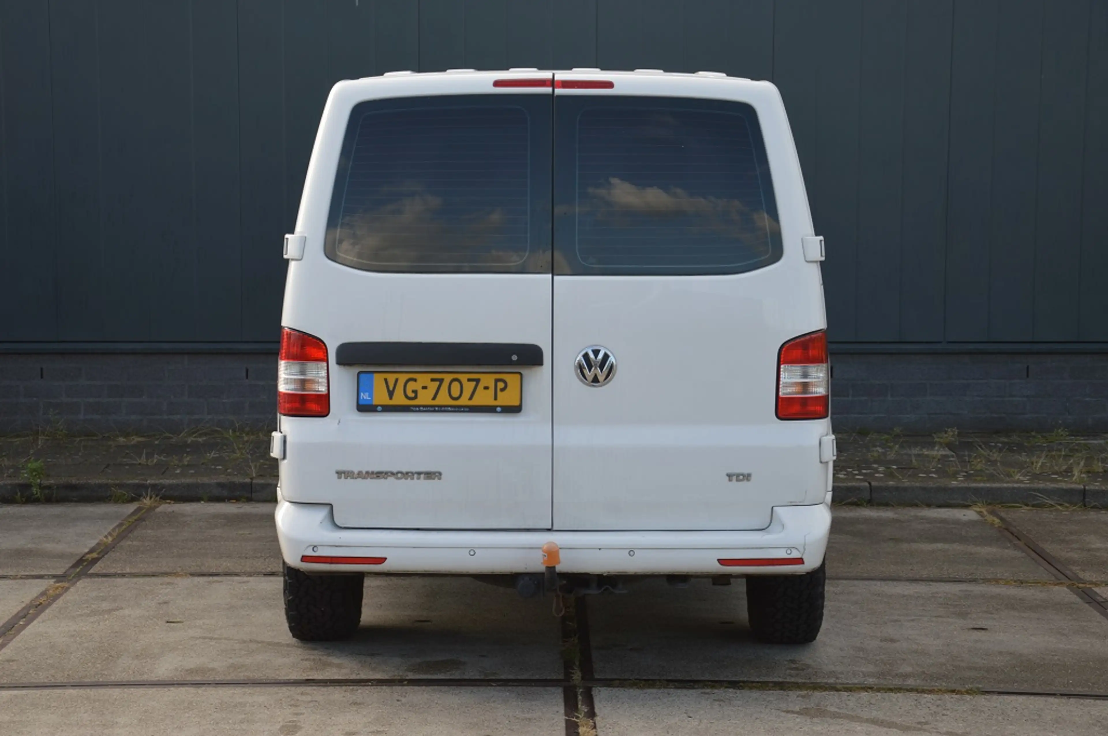 Volkswagen Transporter 2.0 TDI L1H1 T800 84PK Euro 5 — photo 12