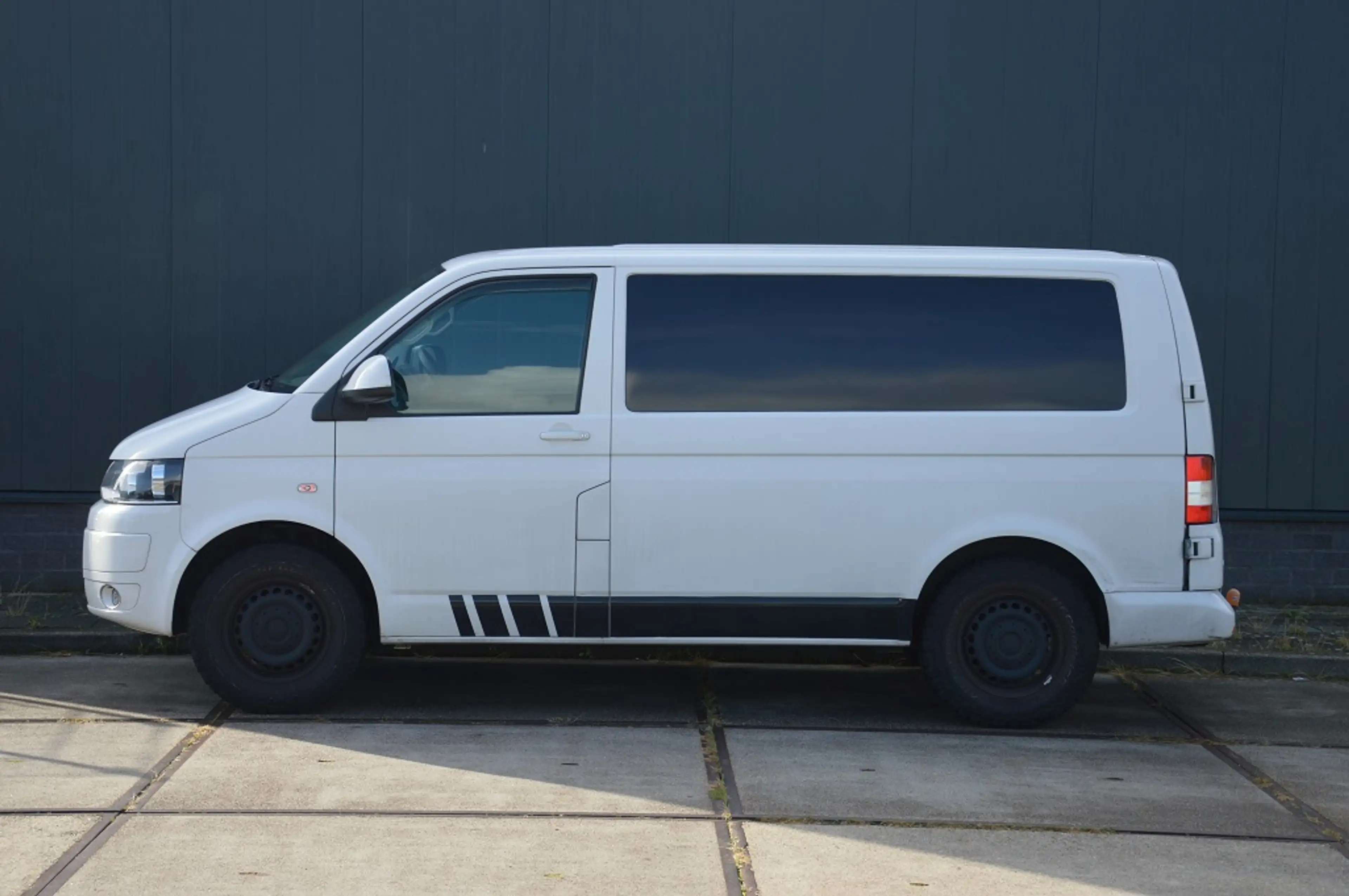 Volkswagen Transporter 2.0 TDI L1H1 T800 84PK Euro 5 — photo 10