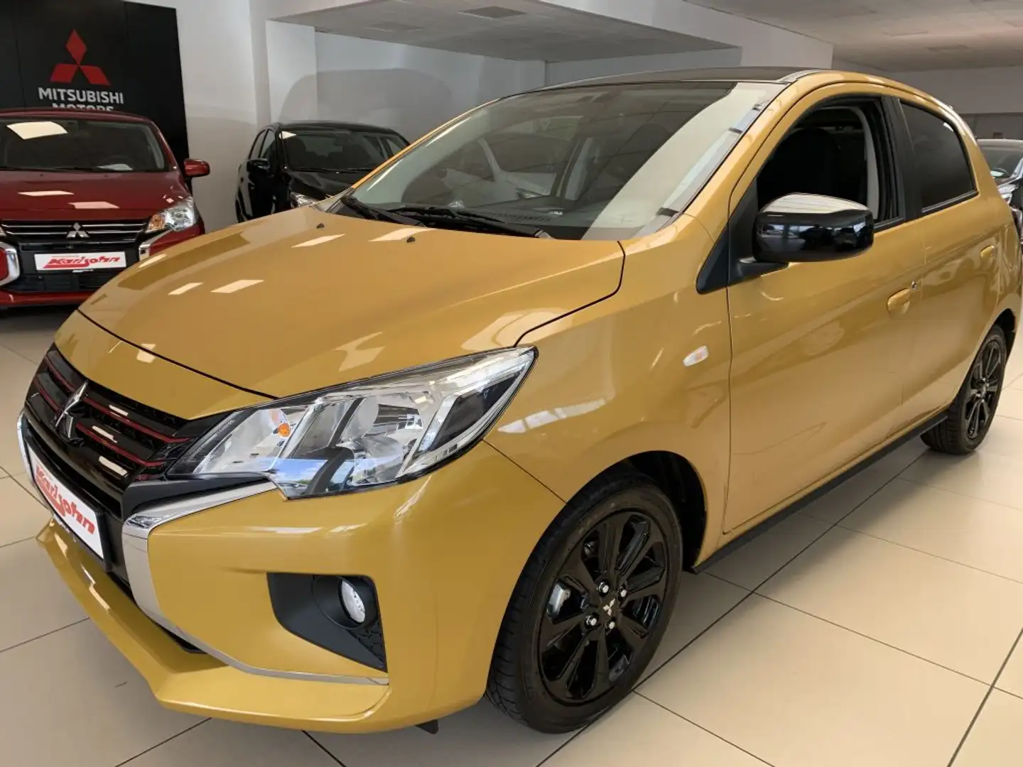 Mitsubishi Space Star AS&G 1.2 Select+ Black (A00) Jaune - 1