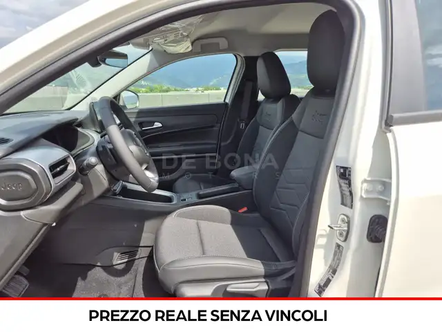 Jeep Avenger view 7