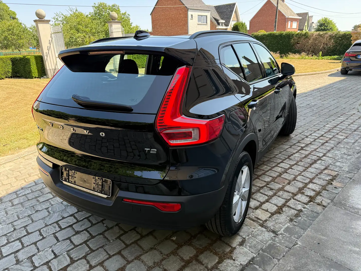 Volvo XC40 1.5 T2 Core Winter Pack, Garantie! Noir - 2
