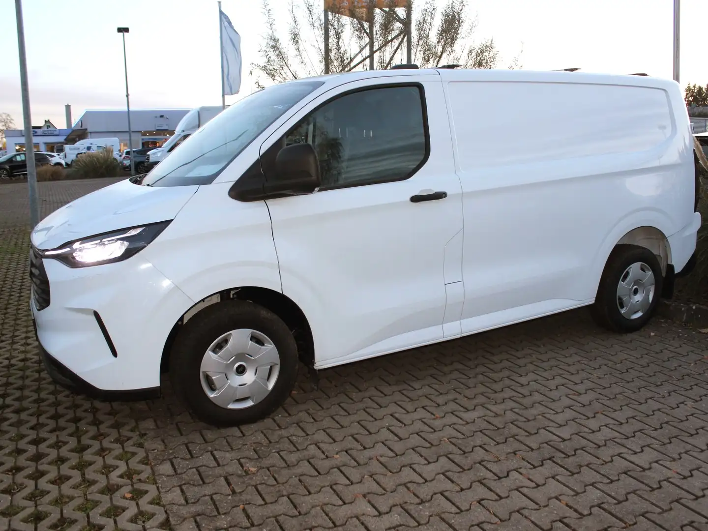 Ford Transit Custom 280 L1 Trend FWD Bianco - 2