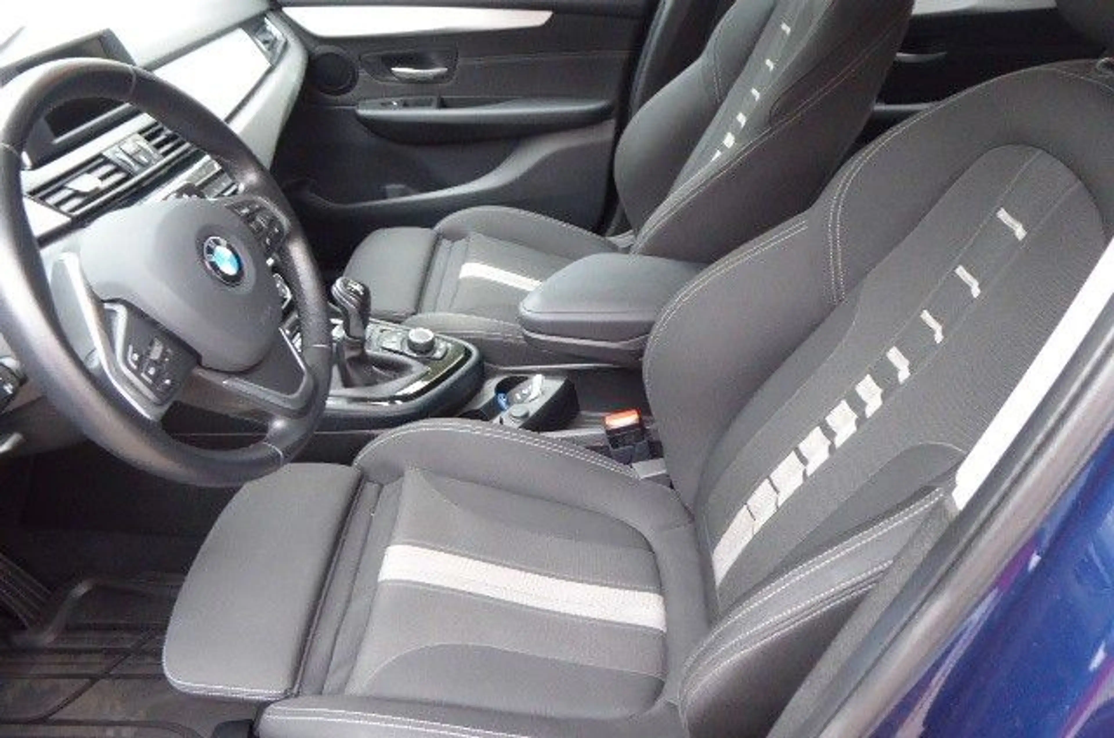 BMW 218 1.Hand Sportsitze erst 44tkm! — photo 13