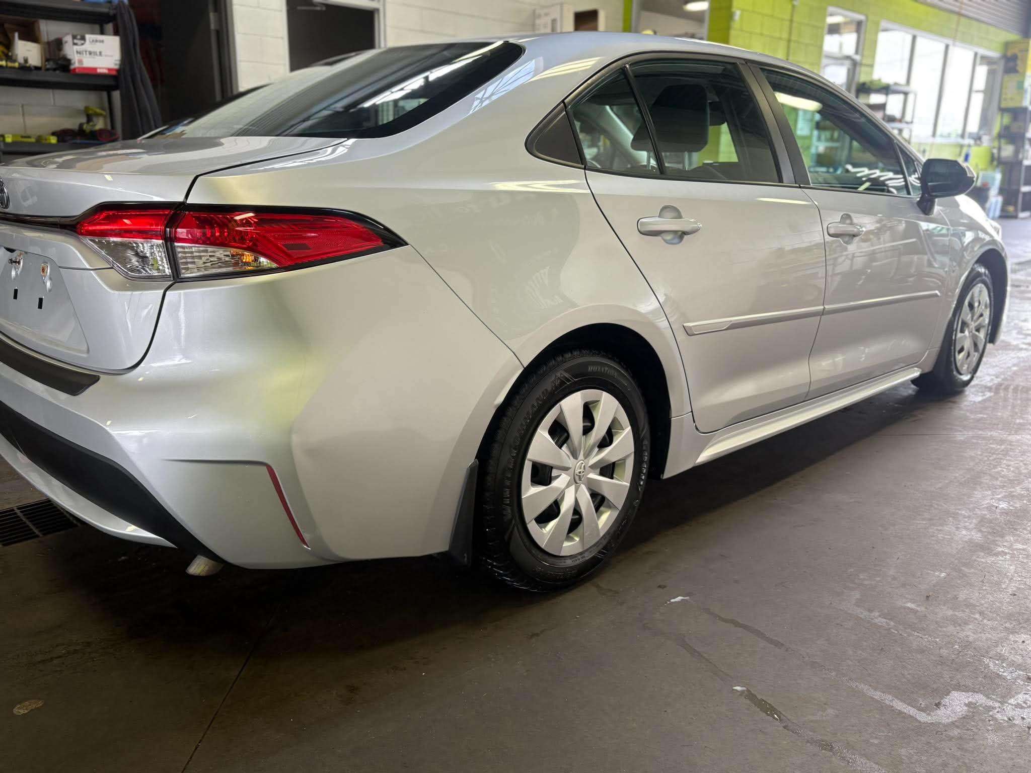 2022 Toyota Corolla LE — снимка 1